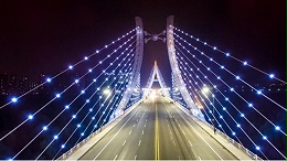 抱箍灯照亮桥梁，增添城市魅力与安全